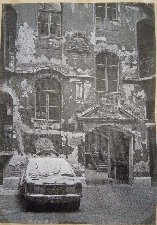 Jolie Apartment In Historical Center Budapest Exteriör bild